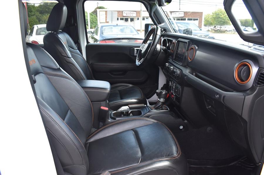 2021 Jeep Gladiator MOJAVE, available for sale in Patchogue, New York | 112 Auto Plaza. Patchogue, New York 2021 Jeep Gladiator MOJAVE, available for sale in Patchogue, New York | 112 Auto Plaza. Patchogue, New York