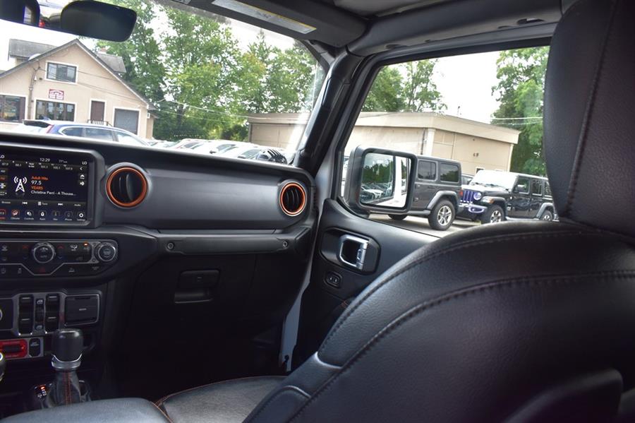 2021 Jeep Gladiator MOJAVE, available for sale in Patchogue, New York | 112 Auto Plaza. Patchogue, New York 2021 Jeep Gladiator MOJAVE, available for sale in Patchogue, New York | 112 Auto Plaza. Patchogue, New York