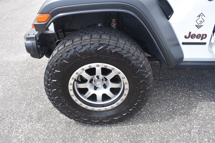 2021 Jeep Gladiator MOJAVE, available for sale in Patchogue, New York | 112 Auto Plaza. Patchogue, New York 2021 Jeep Gladiator MOJAVE, available for sale in Patchogue, New York | 112 Auto Plaza. Patchogue, New York