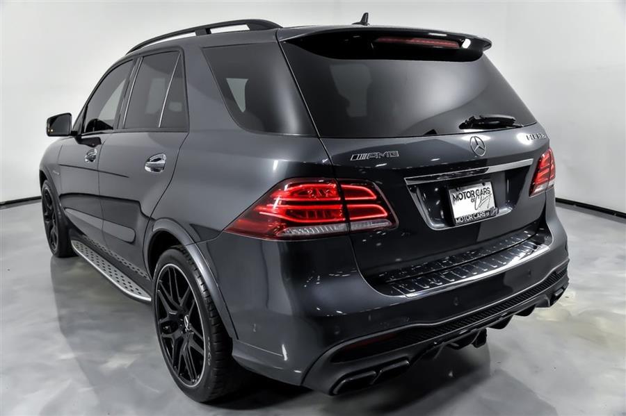 2016 Mercedes Benz GLE AMG 63 4MATIC photo 2