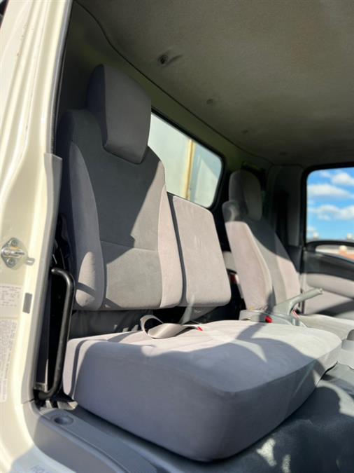 2017 Isuzu NQR 18FT MORGAN BOX/CARRIER SUPRA 560 REEFER, available for sale in Paterson, New Jersey | Speedway Motors LLC. Paterson, New Jersey 2017 Isuzu NQR 18FT MORGAN BOX/CARRIER SUPRA 560 REEFER, available for sale in Paterson, New Jersey | Speedway Motors LLC. Paterson, New Jersey