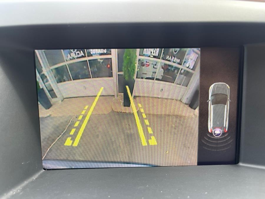 2017 Volvo XC60 T6 AWD Dynamic, available for sale in Bloomfield, Connecticut | AXA Car Sales and Repair LLC. Bloomfield, Connecticut 2017 Volvo XC60 T6 AWD Dynamic, available for sale in Bloomfield, Connecticut | AXA Car Sales and Repair LLC. Bloomfield, Connecticut