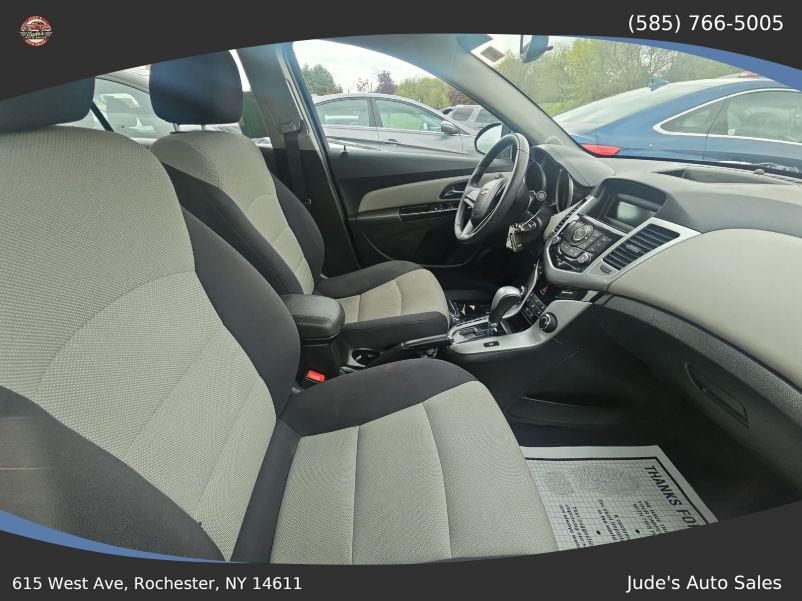 2014 Chevrolet Cruze LS Sedan 4D, available for sale in Wolcott, New York | Auto Hunter CNY. Wolcott, New York 2014 Chevrolet Cruze LS Sedan 4D, available for sale in Wolcott, New York | Auto Hunter CNY. Wolcott, New York