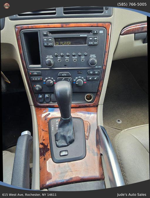 2007 Volvo Xc70 2.5T Wagon 4D, available for sale in Wolcott, New York | Auto Hunter CNY. Wolcott, New York 2007 Volvo Xc70 2.5T Wagon 4D, available for sale in Wolcott, New York | Auto Hunter CNY. Wolcott, New York