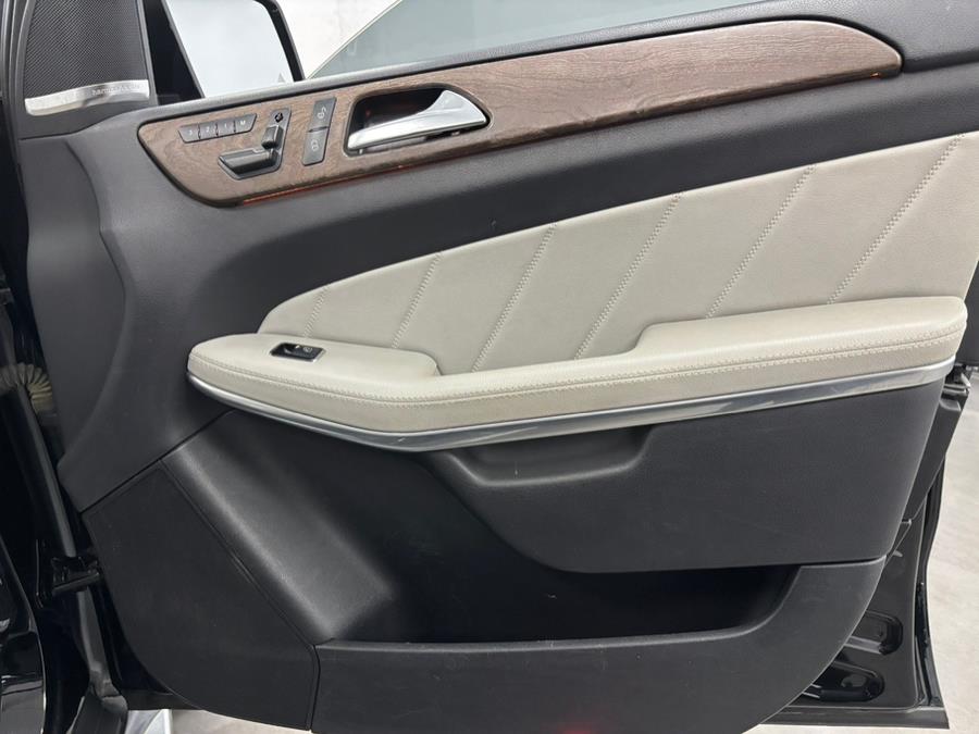 2015 Mercedes-Benz GL-Class 4MATIC 4dr GL 550, available for sale in Elizabeth, New Jersey | Dream Auto Group. Elizabeth, New Jersey 2015 Mercedes-Benz GL-Class 4MATIC 4dr GL 550, available for sale in Elizabeth, New Jersey | Dream Auto Group. Elizabeth, New Jersey