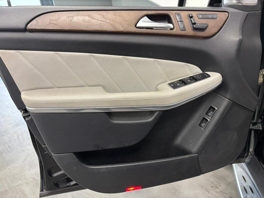 2015 Mercedes-Benz GL-Class 4MATIC 4dr GL 550, available for sale in Elizabeth, New Jersey | Dream Auto Group. Elizabeth, New Jersey 2015 Mercedes-Benz GL-Class 4MATIC 4dr GL 550, available for sale in Elizabeth, New Jersey | Dream Auto Group. Elizabeth, New Jersey