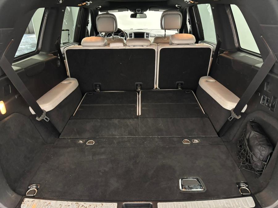 2015 Mercedes-Benz GL-Class 4MATIC 4dr GL 550, available for sale in Elizabeth, New Jersey | Dream Auto Group. Elizabeth, New Jersey 2015 Mercedes-Benz GL-Class 4MATIC 4dr GL 550, available for sale in Elizabeth, New Jersey | Dream Auto Group. Elizabeth, New Jersey