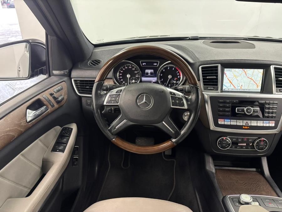 2015 Mercedes-Benz GL-Class 4MATIC 4dr GL 550, available for sale in Elizabeth, New Jersey | Dream Auto Group. Elizabeth, New Jersey 2015 Mercedes-Benz GL-Class 4MATIC 4dr GL 550, available for sale in Elizabeth, New Jersey | Dream Auto Group. Elizabeth, New Jersey