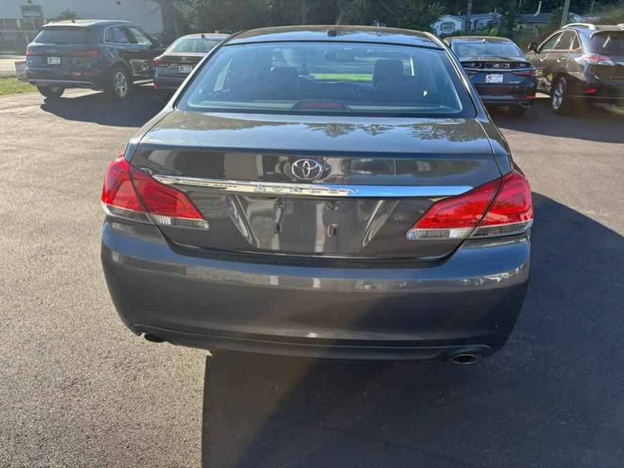2011 Toyota Avalon 4dr Sdn Limited (Natl), available for sale in Branford, Connecticut | J&E Auto Sales LLC. Branford, Connecticut 2011 Toyota Avalon 4dr Sdn Limited (Natl), available for sale in Branford, Connecticut | J&E Auto Sales LLC. Branford, Connecticut