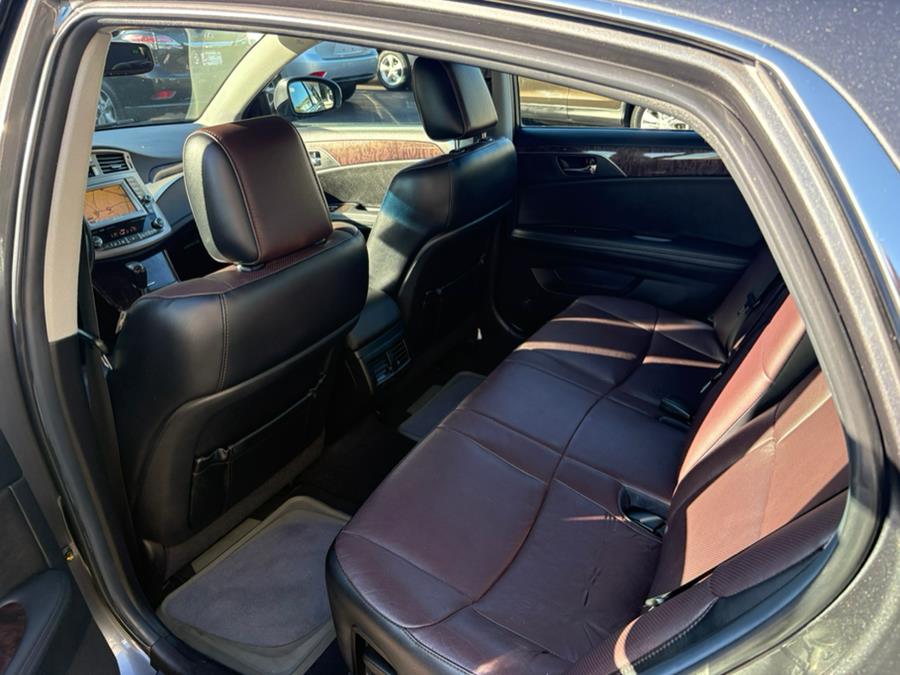 2011 Toyota Avalon 4dr Sdn Limited (Natl), available for sale in Branford, Connecticut | J&E Auto Sales LLC. Branford, Connecticut 2011 Toyota Avalon 4dr Sdn Limited (Natl), available for sale in Branford, Connecticut | J&E Auto Sales LLC. Branford, Connecticut