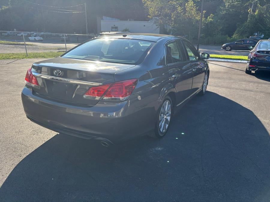 2011 Toyota Avalon 4dr Sdn Limited (Natl), available for sale in Branford, Connecticut | J&E Auto Sales LLC. Branford, Connecticut 2011 Toyota Avalon 4dr Sdn Limited (Natl), available for sale in Branford, Connecticut | J&E Auto Sales LLC. Branford, Connecticut