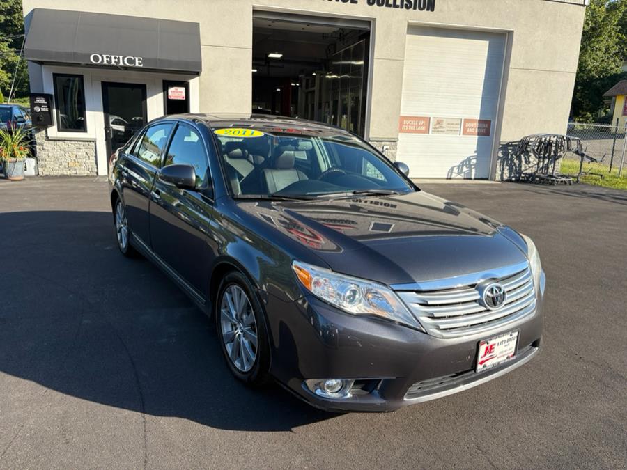 2011 Toyota Avalon 4dr Sdn Limited (Natl), available for sale in Branford, Connecticut | J&E Auto Sales LLC. Branford, Connecticut 2011 Toyota Avalon 4dr Sdn Limited (Natl), available for sale in Branford, Connecticut | J&E Auto Sales LLC. Branford, Connecticut