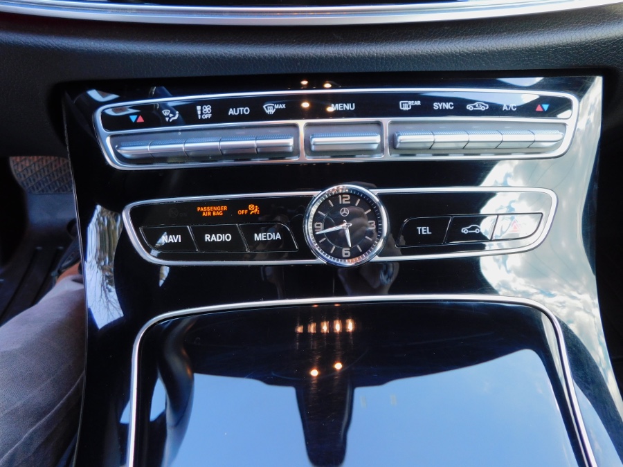 2019 Mercedes-Benz E-Class E 300 4MATIC Sedan, available for sale in Lodi, New Jersey | Soliman Motors. Lodi, New Jersey 2019 Mercedes-Benz E-Class E 300 4MATIC Sedan, available for sale in Lodi, New Jersey | Soliman Motors. Lodi, New Jersey