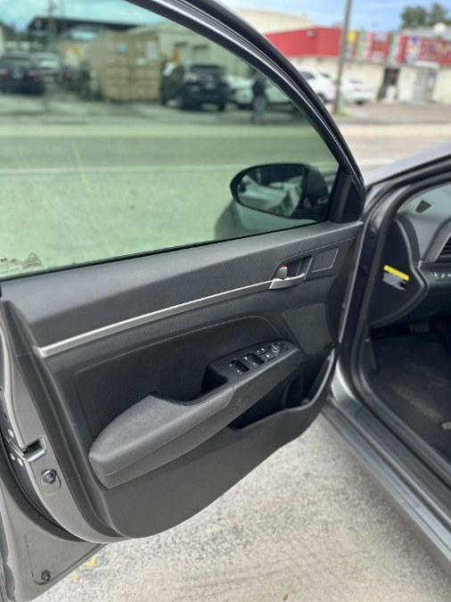 2019 Hyundai Elantra SEL Auto, available for sale in Orlando, Florida | Mickeys Driver Mart. Orlando, Florida 2019 Hyundai Elantra SEL Auto, available for sale in Orlando, Florida | Mickeys Driver Mart. Orlando, Florida