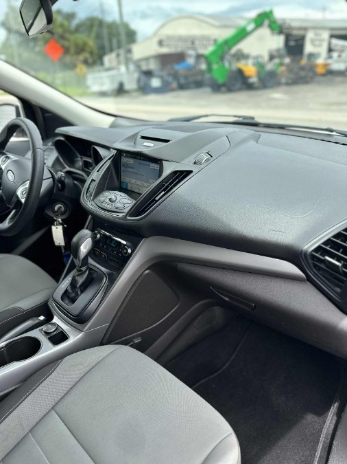 2016 Ford Escape 4WD 4dr SE, available for sale in Orlando, Florida | Mickeys Driver Mart. Orlando, Florida 2016 Ford Escape 4WD 4dr SE, available for sale in Orlando, Florida | Mickeys Driver Mart. Orlando, Florida