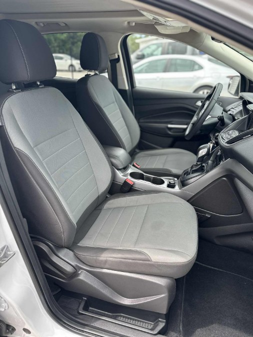 2016 Ford Escape 4WD 4dr SE, available for sale in Orlando, Florida | Mickeys Driver Mart. Orlando, Florida 2016 Ford Escape 4WD 4dr SE, available for sale in Orlando, Florida | Mickeys Driver Mart. Orlando, Florida