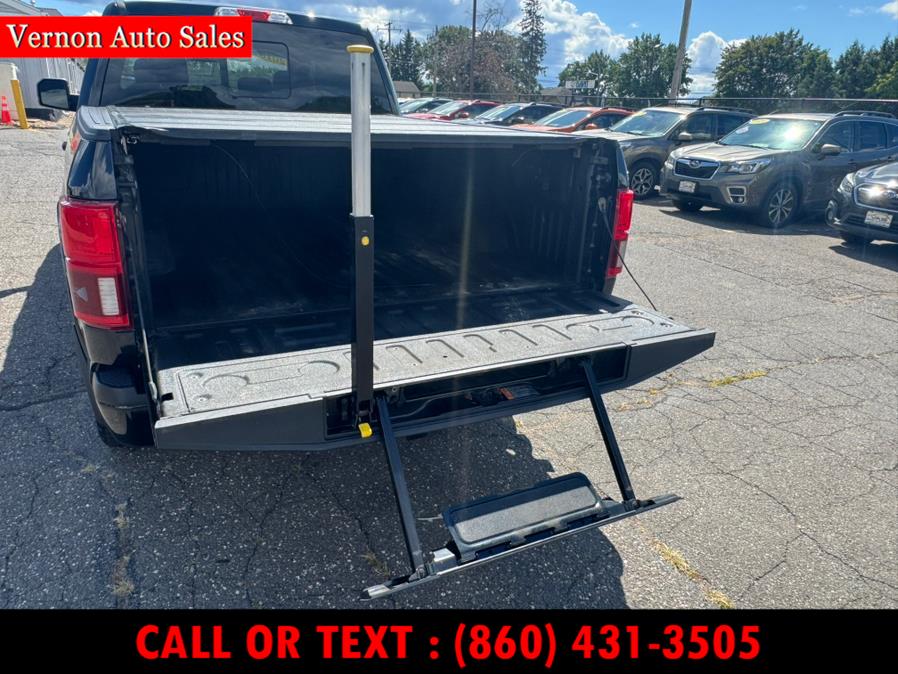 2018 Ford F-150 LARIAT 4WD SuperCrew 5.5'' Box, available for sale in Manchester, Connecticut | Vernon Auto Sale & Service. Manchester, Connecticut 2018 Ford F-150 LARIAT 4WD SuperCrew 5.5'' Box, available for sale in Manchester, Connecticut | Vernon Auto Sale & Service. Manchester, Connecticut