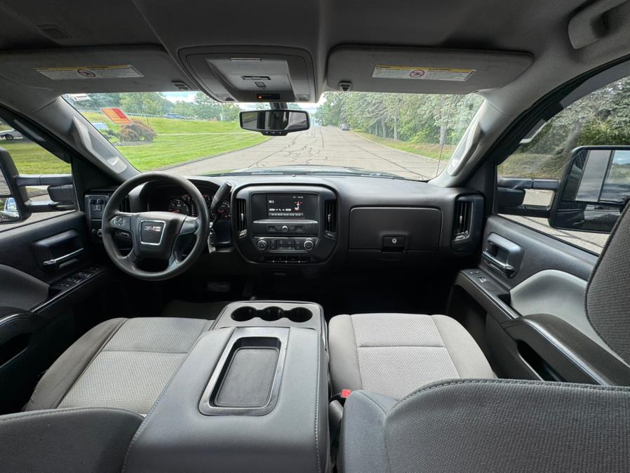 2016 GMC Sierra 2500HD 4WD Double Cab 144.2", available for sale in Waterbury, Connecticut | Platinum Auto Care. Waterbury, Connecticut 2016 GMC Sierra 2500HD 4WD Double Cab 144.2", available for sale in Waterbury, Connecticut | Platinum Auto Care. Waterbury, Connecticut