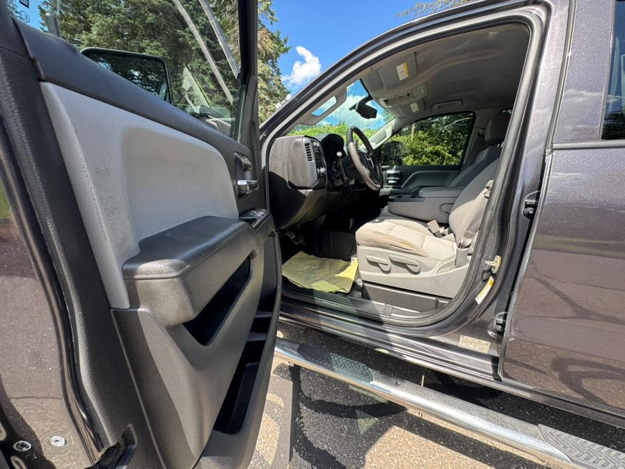 2016 GMC Sierra 2500HD 4WD Double Cab 144.2", available for sale in Waterbury, Connecticut | Platinum Auto Care. Waterbury, Connecticut 2016 GMC Sierra 2500HD 4WD Double Cab 144.2", available for sale in Waterbury, Connecticut | Platinum Auto Care. Waterbury, Connecticut