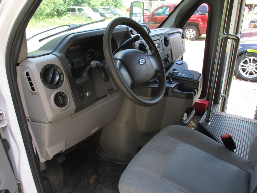 2016 Ford Econoline Commercial Cutaway E-350 Bus / Van, available for sale in Meriden, Connecticut | Cos Central Auto. Meriden, Connecticut 2016 Ford Econoline Commercial Cutaway E-350 Bus / Van, available for sale in Meriden, Connecticut | Cos Central Auto. Meriden, Connecticut