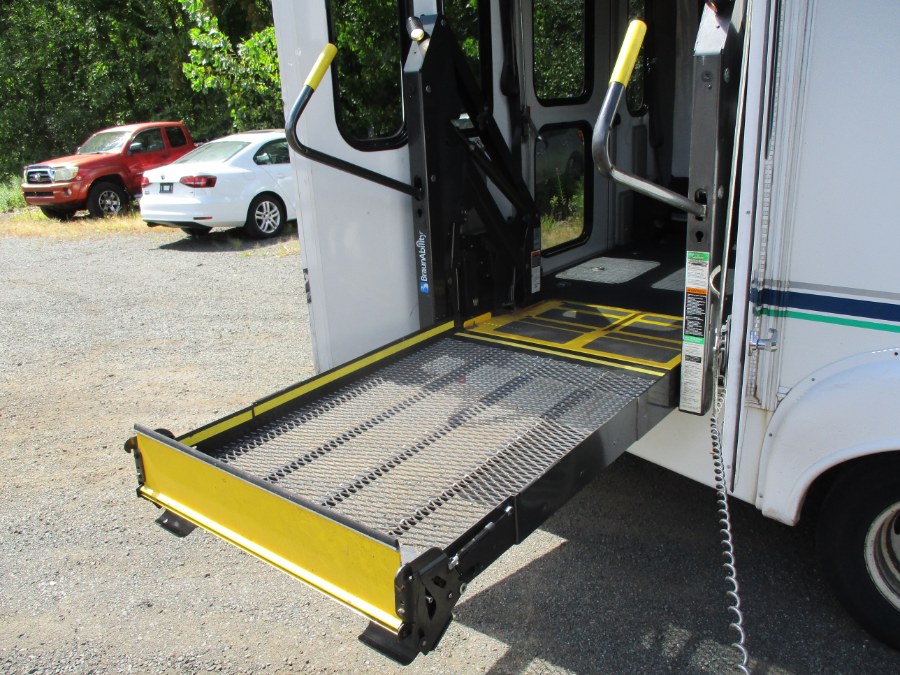 2016 Ford Econoline Commercial Cutaway E-350 Bus / Van, available for sale in Meriden, Connecticut | Cos Central Auto. Meriden, Connecticut 2016 Ford Econoline Commercial Cutaway E-350 Bus / Van, available for sale in Meriden, Connecticut | Cos Central Auto. Meriden, Connecticut