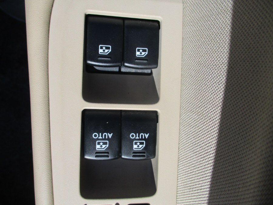 2015 Subaru Outback 4dr Wgn 2.5i Premium PZEV, available for sale in Meriden, Connecticut | Cos Central Auto. Meriden, Connecticut 2015 Subaru Outback 4dr Wgn 2.5i Premium PZEV, available for sale in Meriden, Connecticut | Cos Central Auto. Meriden, Connecticut