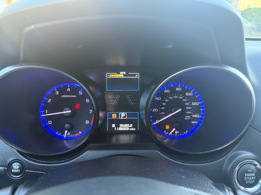 2016 Subaru Outback 4dr Wgn 2.5i Limited PZEV, available for sale in Bristol, Connecticut | Bristol Auto Center LLC. Bristol, Connecticut 2016 Subaru Outback 4dr Wgn 2.5i Limited PZEV, available for sale in Bristol, Connecticut | Bristol Auto Center LLC. Bristol, Connecticut