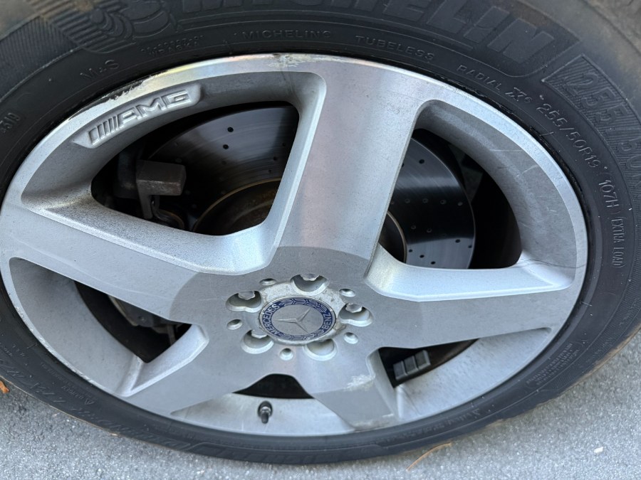 2014 Mercedes-Benz M-Class 4MATIC 4dr ML 550, available for sale in Bristol, Connecticut | Bristol Auto Center LLC. Bristol, Connecticut 2014 Mercedes-Benz M-Class 4MATIC 4dr ML 550, available for sale in Bristol, Connecticut | Bristol Auto Center LLC. Bristol, Connecticut