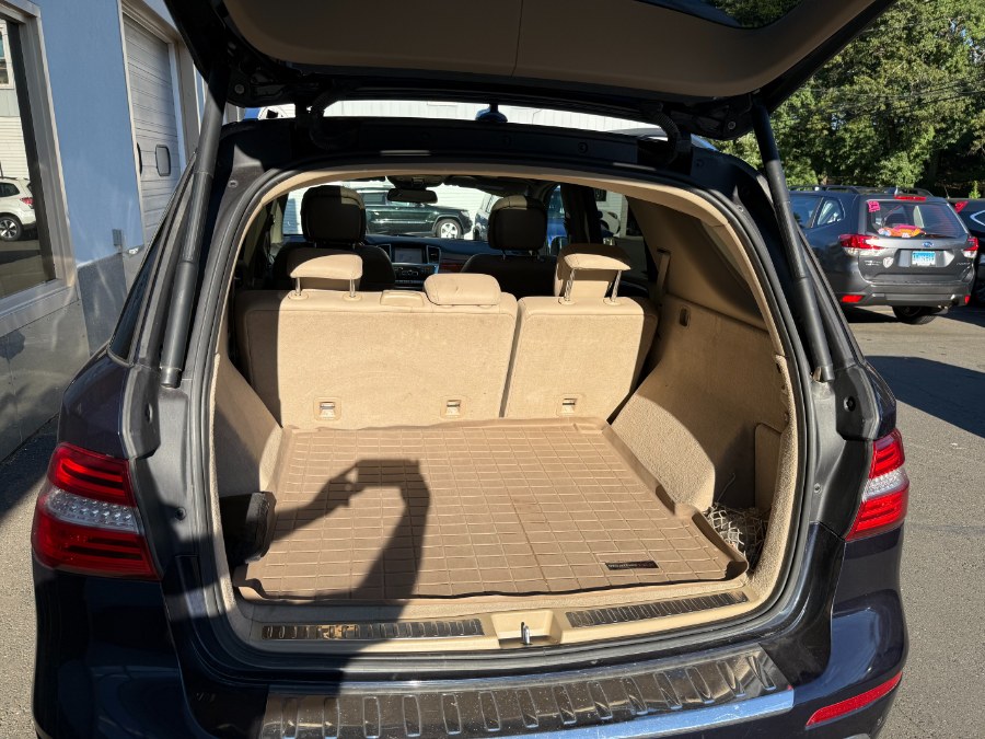 2014 Mercedes-Benz M-Class 4MATIC 4dr ML 550, available for sale in Bristol, Connecticut | Bristol Auto Center LLC. Bristol, Connecticut 2014 Mercedes-Benz M-Class 4MATIC 4dr ML 550, available for sale in Bristol, Connecticut | Bristol Auto Center LLC. Bristol, Connecticut