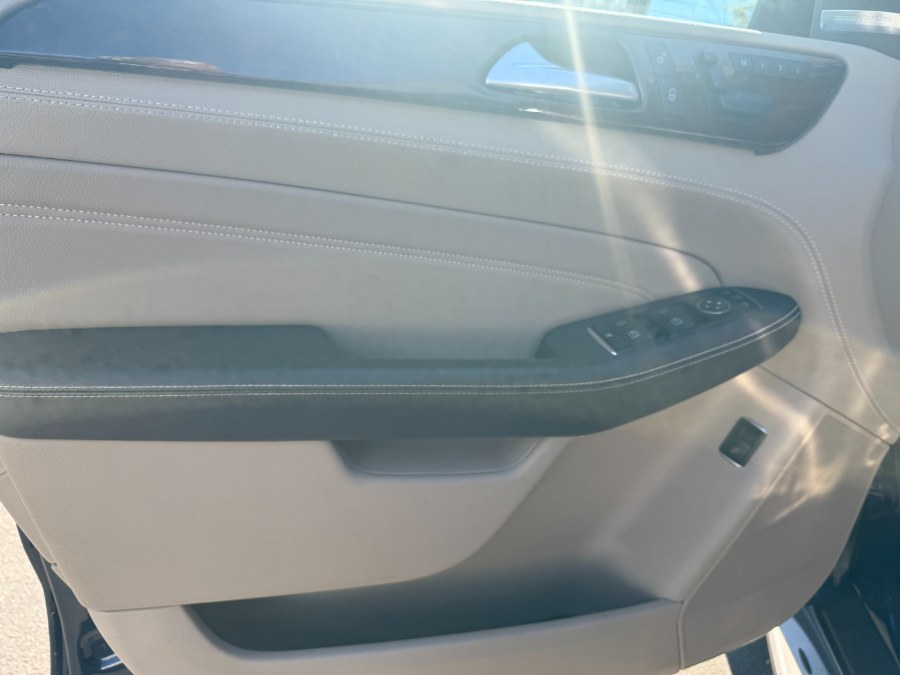 2014 Mercedes-Benz M-Class 4MATIC 4dr ML 550, available for sale in Bristol, Connecticut | Bristol Auto Center LLC. Bristol, Connecticut 2014 Mercedes-Benz M-Class 4MATIC 4dr ML 550, available for sale in Bristol, Connecticut | Bristol Auto Center LLC. Bristol, Connecticut