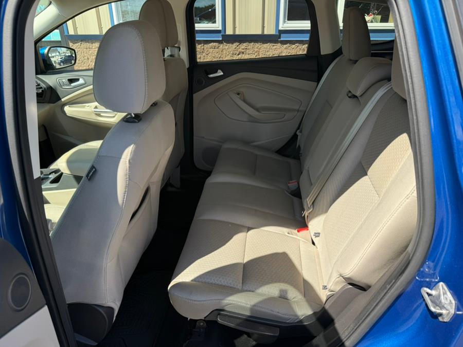 2017 Ford Escape SE 4WD, available for sale in East Windsor, Connecticut | Century Auto And Truck. East Windsor, Connecticut 2017 Ford Escape SE 4WD, available for sale in East Windsor, Connecticut | Century Auto And Truck. East Windsor, Connecticut