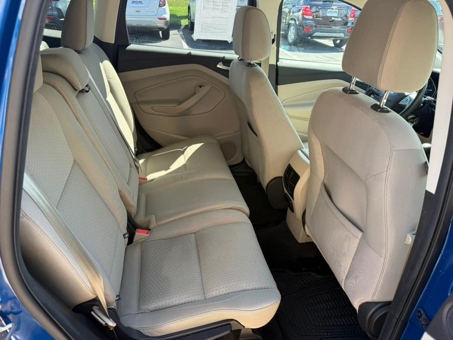 2017 Ford Escape SE 4WD, available for sale in East Windsor, Connecticut | Century Auto And Truck. East Windsor, Connecticut 2017 Ford Escape SE 4WD, available for sale in East Windsor, Connecticut | Century Auto And Truck. East Windsor, Connecticut