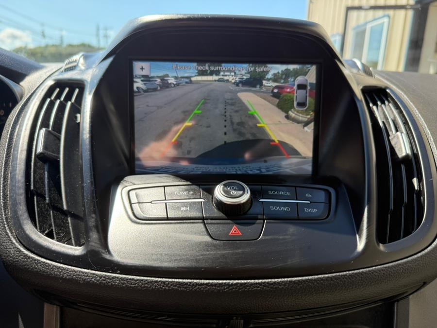 2017 Ford Escape SE 4WD, available for sale in East Windsor, Connecticut | Century Auto And Truck. East Windsor, Connecticut 2017 Ford Escape SE 4WD, available for sale in East Windsor, Connecticut | Century Auto And Truck. East Windsor, Connecticut