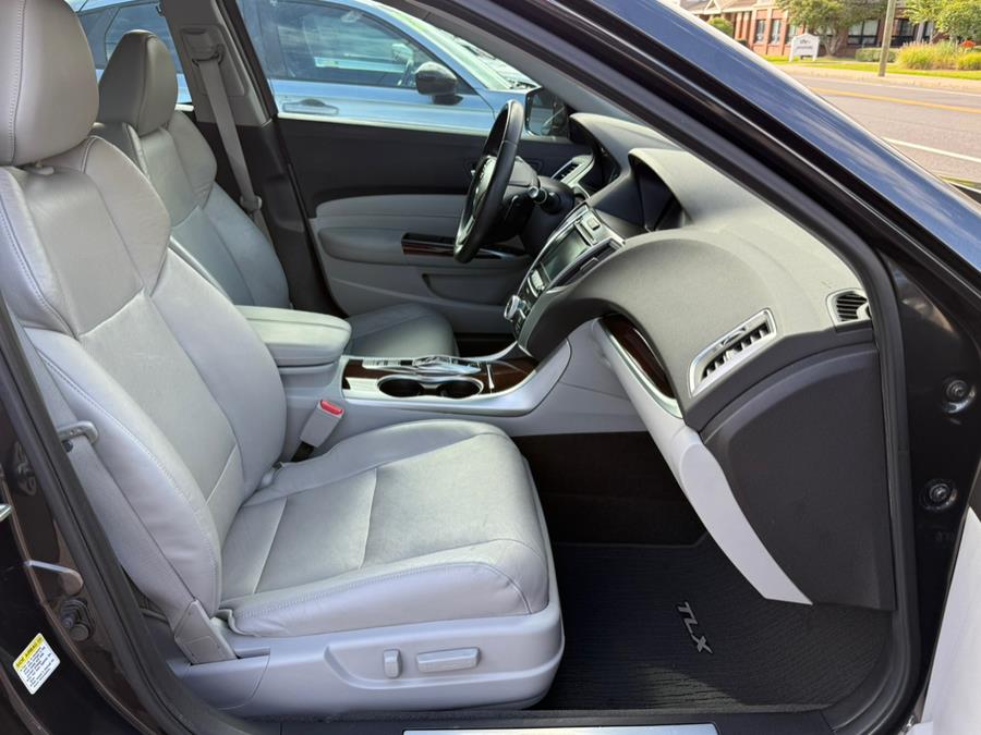 2015 Acura TLX 4dr Sdn FWD V6 Advance, available for sale in Manchester, Connecticut | Carsonmain LLC. Manchester, Connecticut 2015 Acura TLX 4dr Sdn FWD V6 Advance, available for sale in Manchester, Connecticut | Carsonmain LLC. Manchester, Connecticut