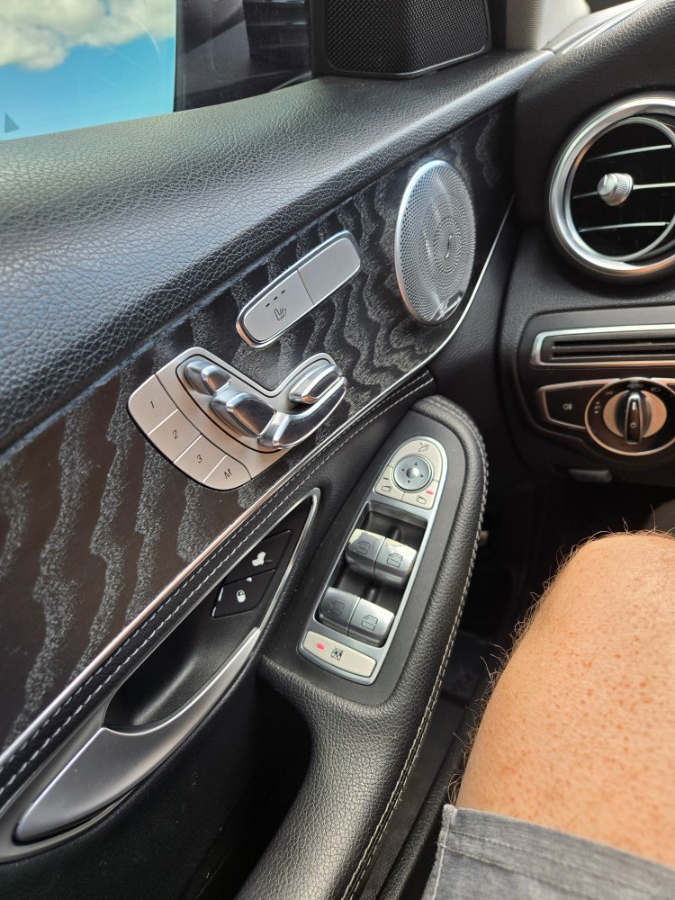2016 Mercedes-Benz C-Class 4dr Sdn C300 Luxury 4MATIC, available for sale in Bristol, Connecticut | Dealmax Motors LLC. Bristol, Connecticut 2016 Mercedes-Benz C-Class 4dr Sdn C300 Luxury 4MATIC, available for sale in Bristol, Connecticut | Dealmax Motors LLC. Bristol, Connecticut