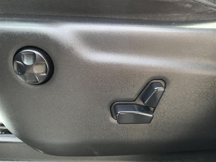 2014 Jeep Grand Cherokee 4WD 4dr Limited, available for sale in Canton, Connecticut | Lava Motors. Canton, Connecticut 2014 Jeep Grand Cherokee 4WD 4dr Limited, available for sale in Canton, Connecticut | Lava Motors. Canton, Connecticut