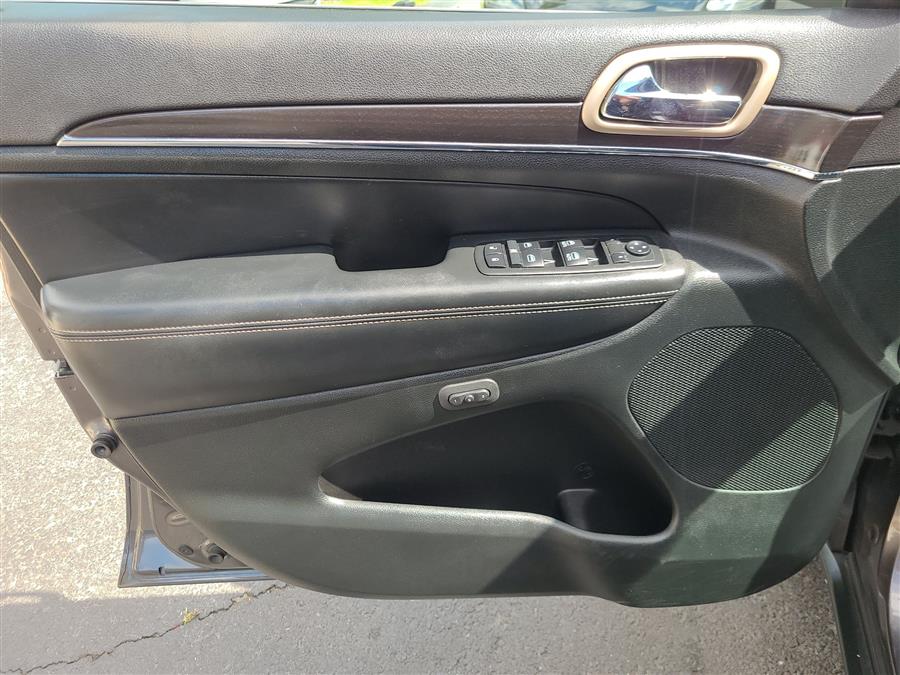 2014 Jeep Grand Cherokee 4WD 4dr Limited, available for sale in Canton, Connecticut | Lava Motors. Canton, Connecticut 2014 Jeep Grand Cherokee 4WD 4dr Limited, available for sale in Canton, Connecticut | Lava Motors. Canton, Connecticut
