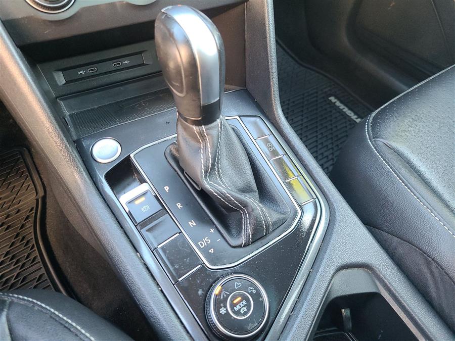 2021 Volkswagen Tiguan 2.0T SE 4MOTION, available for sale in Canton, Connecticut | Lava Motors. Canton, Connecticut 2021 Volkswagen Tiguan 2.0T SE 4MOTION, available for sale in Canton, Connecticut | Lava Motors. Canton, Connecticut