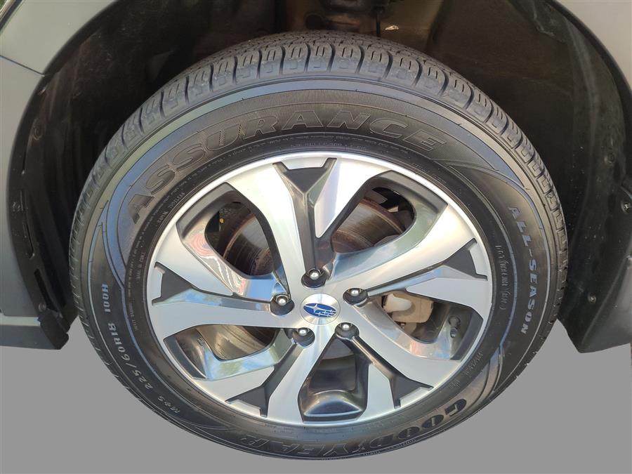 2021 Subaru Outback Touring XT CVT, available for sale in Canton, Connecticut | Lava Motors. Canton, Connecticut 2021 Subaru Outback Touring XT CVT, available for sale in Canton, Connecticut | Lava Motors. Canton, Connecticut