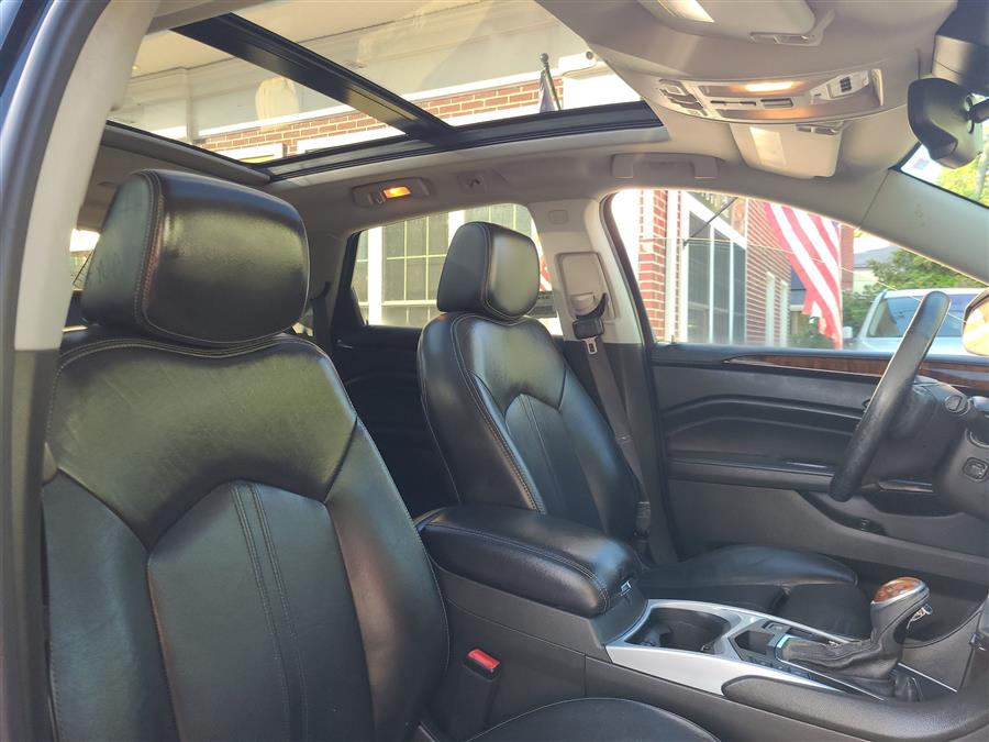 2013 Cadillac SRX AWD 4dr Performance Collection, available for sale in Canton, Connecticut | Lava Motors. Canton, Connecticut 2013 Cadillac SRX AWD 4dr Performance Collection, available for sale in Canton, Connecticut | Lava Motors. Canton, Connecticut