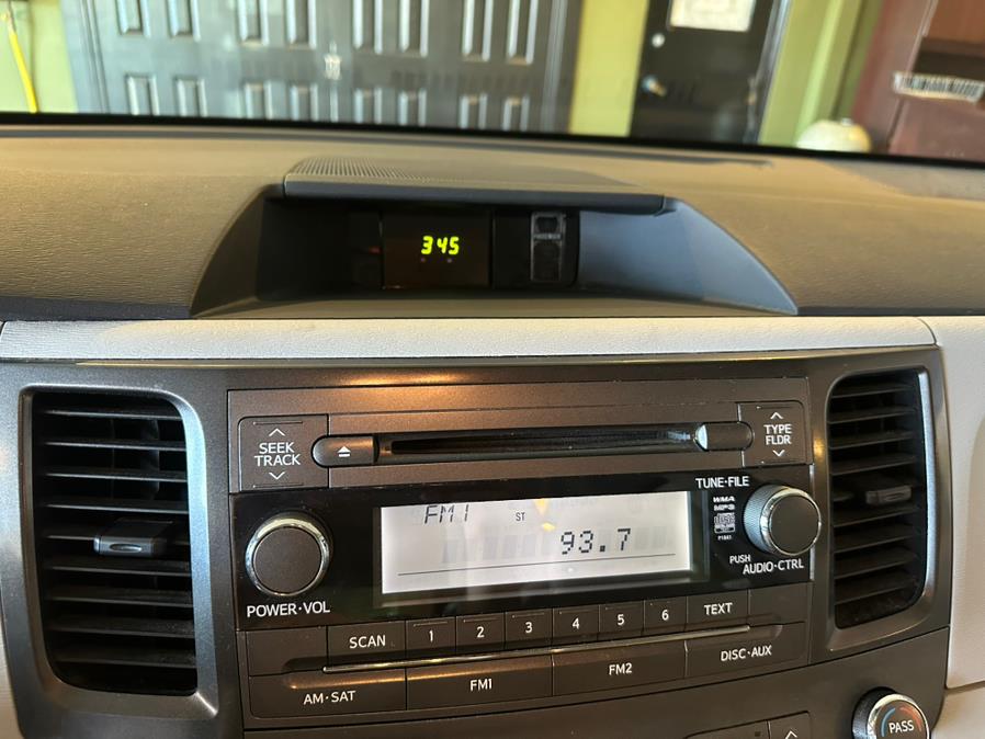 2013 Toyota Sienna 5dr 7-Pass Van V6 L FWD (Natl), available for sale in West Hartford, Connecticut | AutoMax. West Hartford, Connecticut 2013 Toyota Sienna 5dr 7-Pass Van V6 L FWD (Natl), available for sale in West Hartford, Connecticut | AutoMax. West Hartford, Connecticut