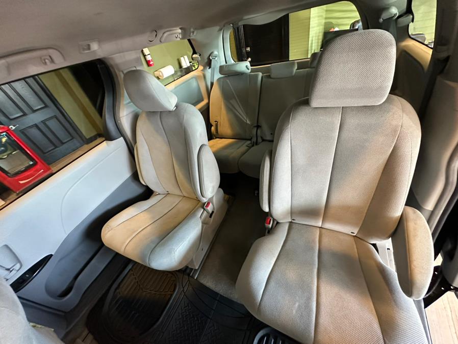 2013 Toyota Sienna 5dr 7-Pass Van V6 L FWD (Natl), available for sale in West Hartford, Connecticut | AutoMax. West Hartford, Connecticut 2013 Toyota Sienna 5dr 7-Pass Van V6 L FWD (Natl), available for sale in West Hartford, Connecticut | AutoMax. West Hartford, Connecticut