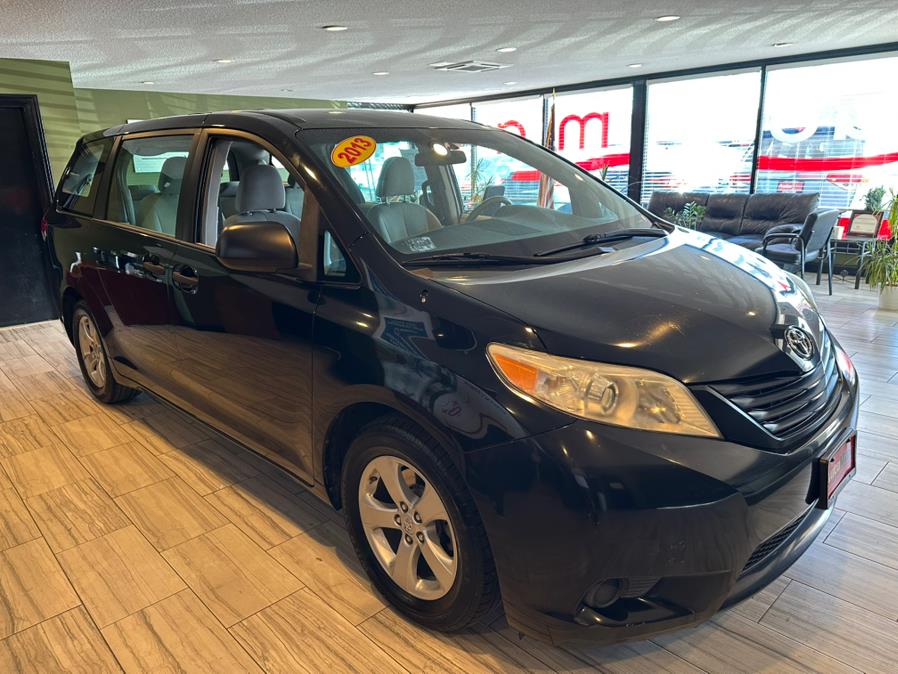 2013 Toyota Sienna 5dr 7-Pass Van V6 L FWD (Natl), available for sale in West Hartford, Connecticut | AutoMax. West Hartford, Connecticut 2013 Toyota Sienna 5dr 7-Pass Van V6 L FWD (Natl), available for sale in West Hartford, Connecticut | AutoMax. West Hartford, Connecticut