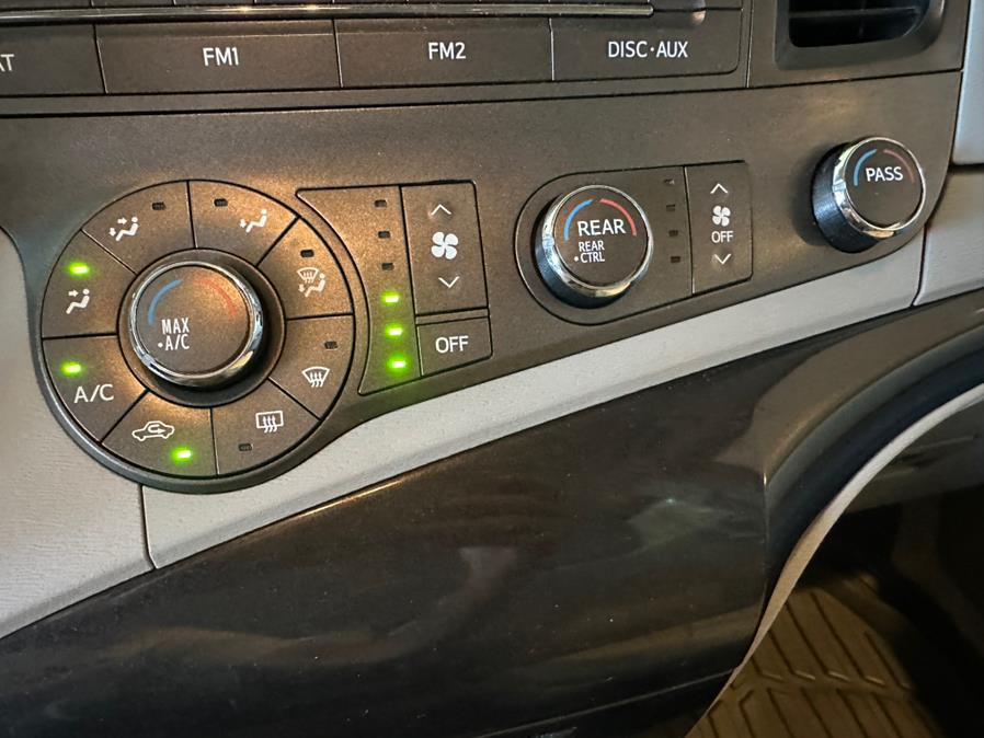 2013 Toyota Sienna 5dr 7-Pass Van V6 L FWD (Natl), available for sale in West Hartford, Connecticut | AutoMax. West Hartford, Connecticut 2013 Toyota Sienna 5dr 7-Pass Van V6 L FWD (Natl), available for sale in West Hartford, Connecticut | AutoMax. West Hartford, Connecticut