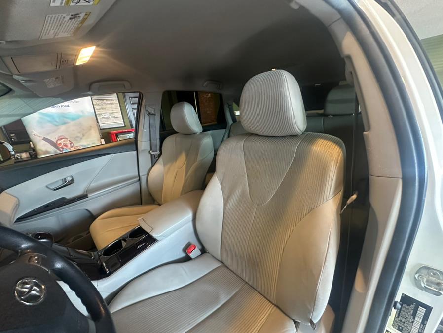 2012 Toyota Venza 4dr Wgn I4 AWD LE (Natl), available for sale in West Hartford, Connecticut | AutoMax. West Hartford, Connecticut 2012 Toyota Venza 4dr Wgn I4 AWD LE (Natl), available for sale in West Hartford, Connecticut | AutoMax. West Hartford, Connecticut