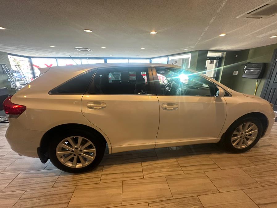 2012 Toyota Venza 4dr Wgn I4 AWD LE (Natl), available for sale in West Hartford, Connecticut | AutoMax. West Hartford, Connecticut 2012 Toyota Venza 4dr Wgn I4 AWD LE (Natl), available for sale in West Hartford, Connecticut | AutoMax. West Hartford, Connecticut