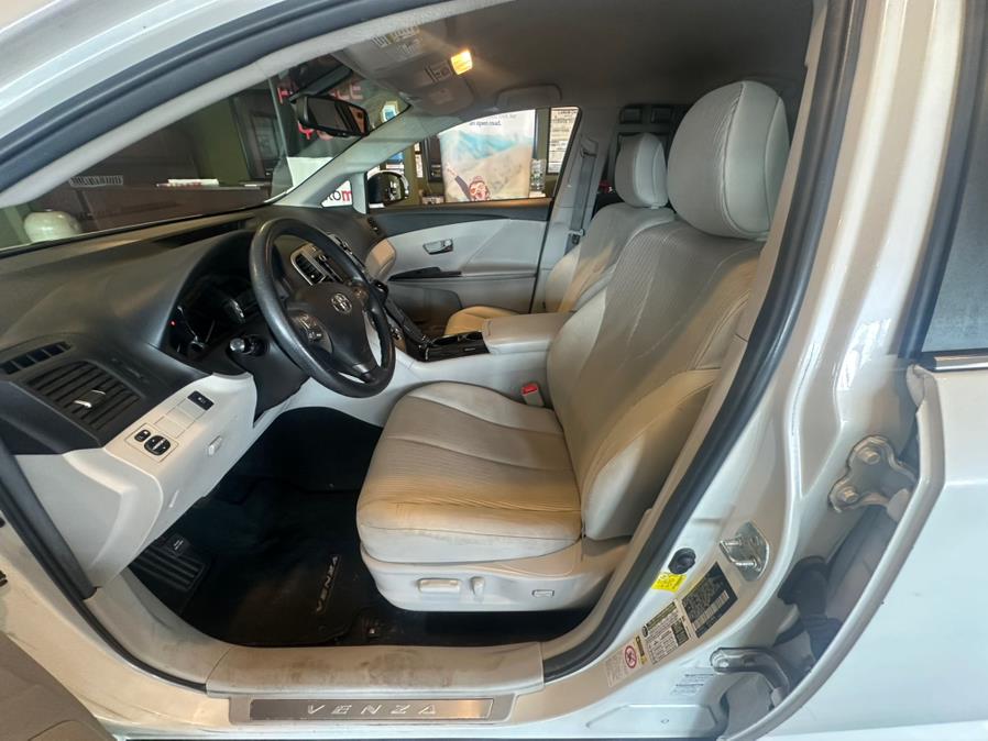 2012 Toyota Venza 4dr Wgn I4 AWD LE (Natl), available for sale in West Hartford, Connecticut | AutoMax. West Hartford, Connecticut 2012 Toyota Venza 4dr Wgn I4 AWD LE (Natl), available for sale in West Hartford, Connecticut | AutoMax. West Hartford, Connecticut