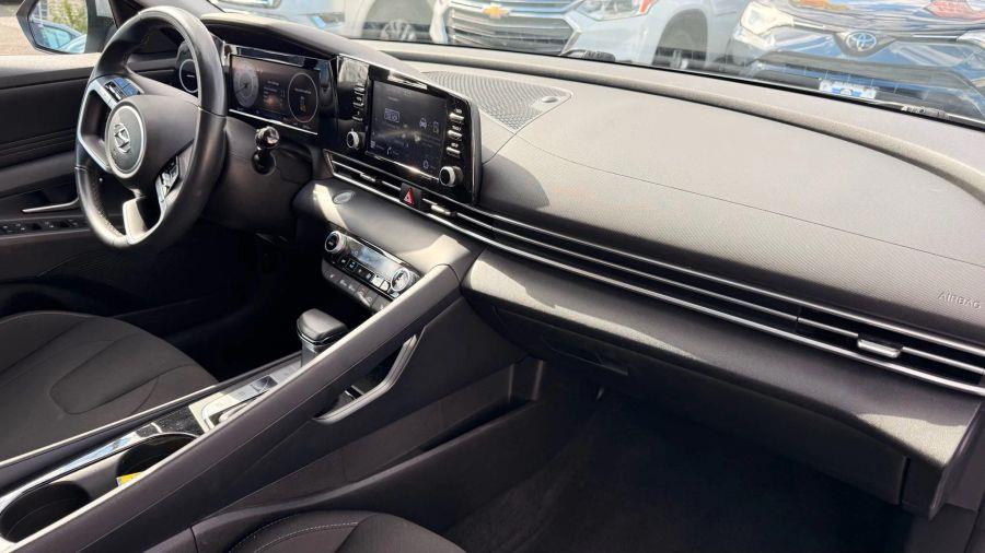 2022 Hyundai Elantra SEL Sedan 4D, available for sale in Linden, New Jersey | Route 27 Auto Mall. Linden, New Jersey 2022 Hyundai Elantra SEL Sedan 4D, available for sale in Linden, New Jersey | Route 27 Auto Mall. Linden, New Jersey