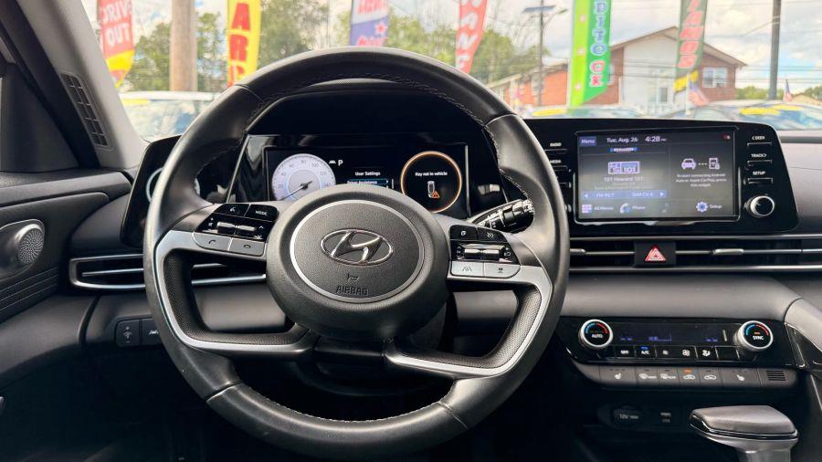 2022 Hyundai Elantra SEL Sedan 4D, available for sale in Linden, New Jersey | Route 27 Auto Mall. Linden, New Jersey 2022 Hyundai Elantra SEL Sedan 4D, available for sale in Linden, New Jersey | Route 27 Auto Mall. Linden, New Jersey