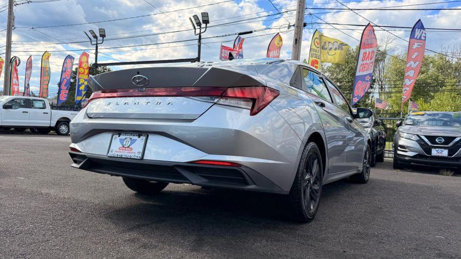 2022 Hyundai Elantra SEL Sedan 4D, available for sale in Linden, New Jersey | Route 27 Auto Mall. Linden, New Jersey 2022 Hyundai Elantra SEL Sedan 4D, available for sale in Linden, New Jersey | Route 27 Auto Mall. Linden, New Jersey